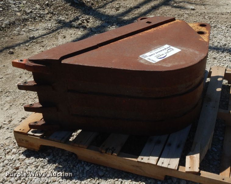 image for item DG7845 Caterpillar 416C backhoe bucket