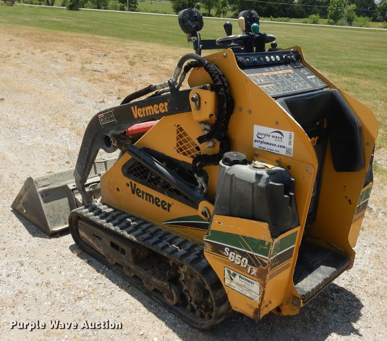 image for item DG7851 2012 Vermeer S650TX  compact utility loader