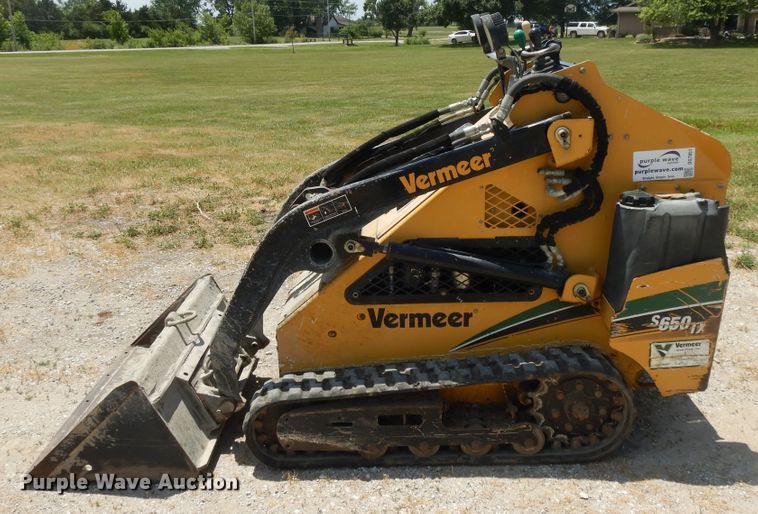 image for item DG7851 2012 Vermeer S650TX  compact utility loader