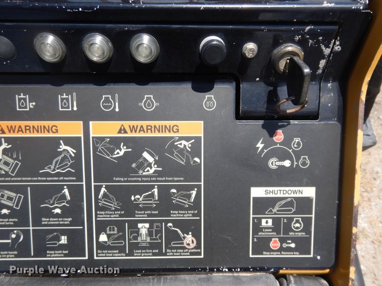 image for item DG7851 2012 Vermeer S650TX  compact utility loader