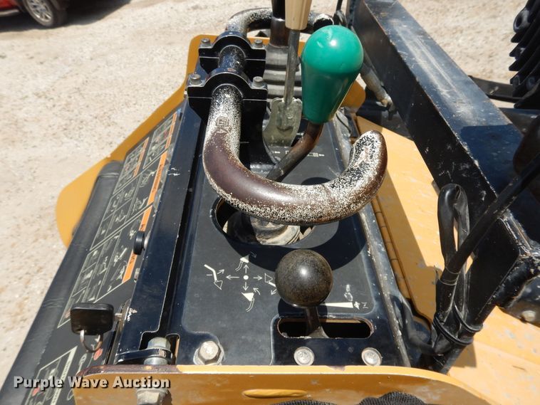 image for item DG7851 2012 Vermeer S650TX  compact utility loader