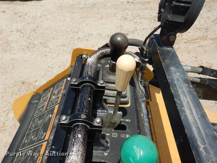 image for item DG7851 2012 Vermeer S650TX  compact utility loader