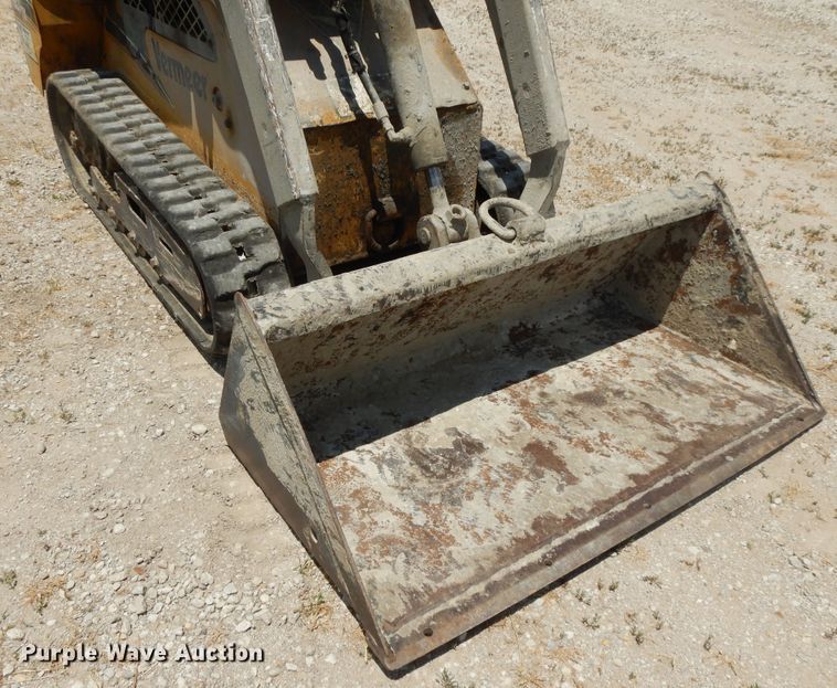 image for item DG7851 2012 Vermeer S650TX  compact utility loader