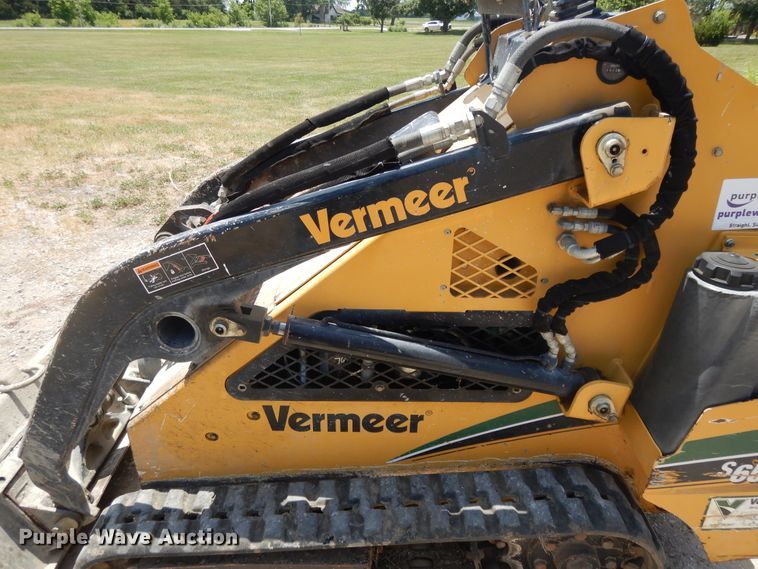 image for item DG7851 2012 Vermeer S650TX  compact utility loader