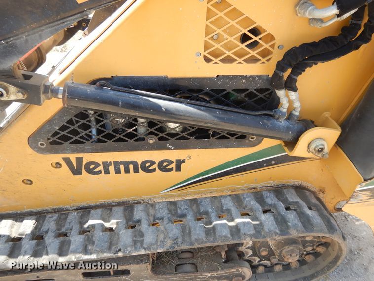 image for item DG7851 2012 Vermeer S650TX  compact utility loader