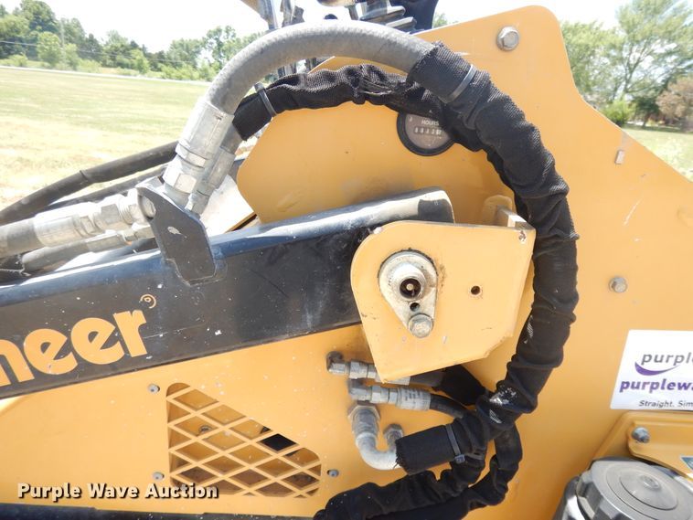 image for item DG7851 2012 Vermeer S650TX  compact utility loader