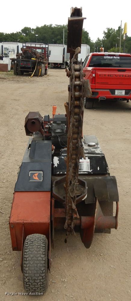 image for item DG7899 Ditch Witch 1820  trencher