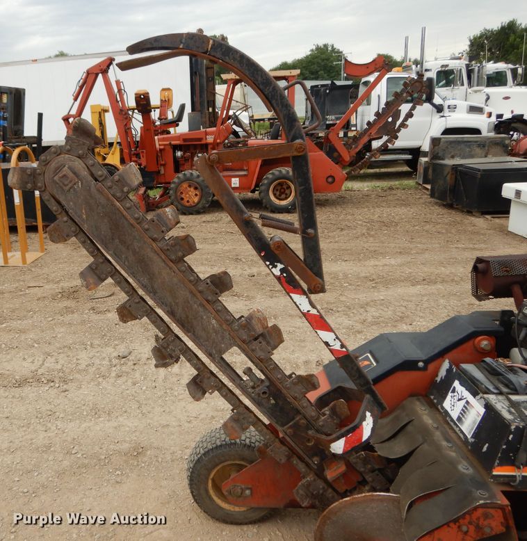 image for item DG7899 Ditch Witch 1820  trencher