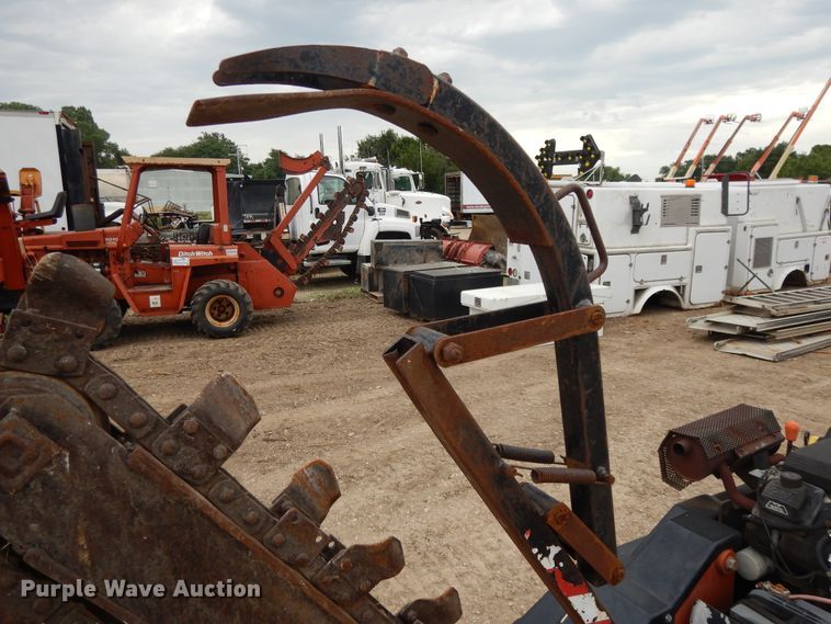 image for item DG7899 Ditch Witch 1820  trencher