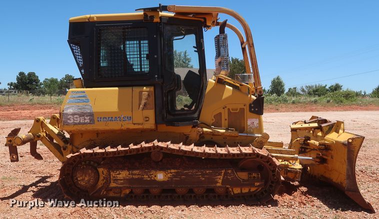 image for item DH0926 2010 Komatsu D39EX-22  dozer