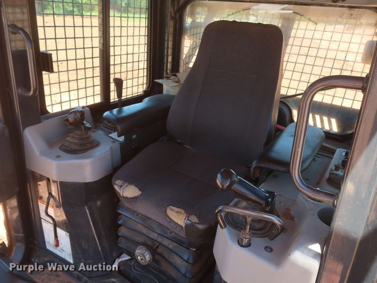 image for item DH0926 2010 Komatsu D39EX-22  dozer