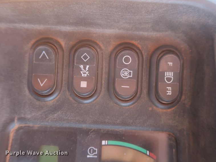 image for item DH0926 2010 Komatsu D39EX-22  dozer