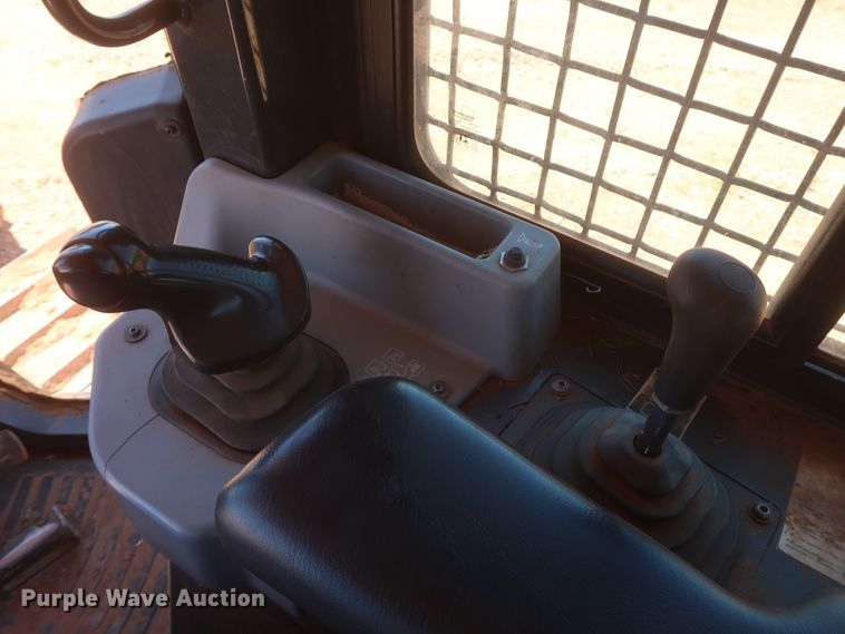 image for item DH0926 2010 Komatsu D39EX-22  dozer