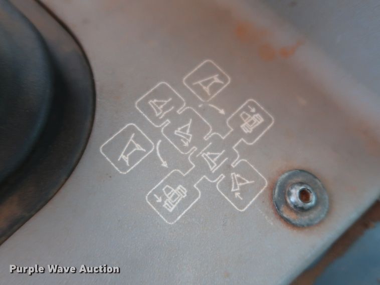 image for item DH0926 2010 Komatsu D39EX-22  dozer