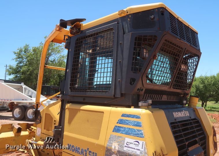 image for item DH0926 2010 Komatsu D39EX-22  dozer