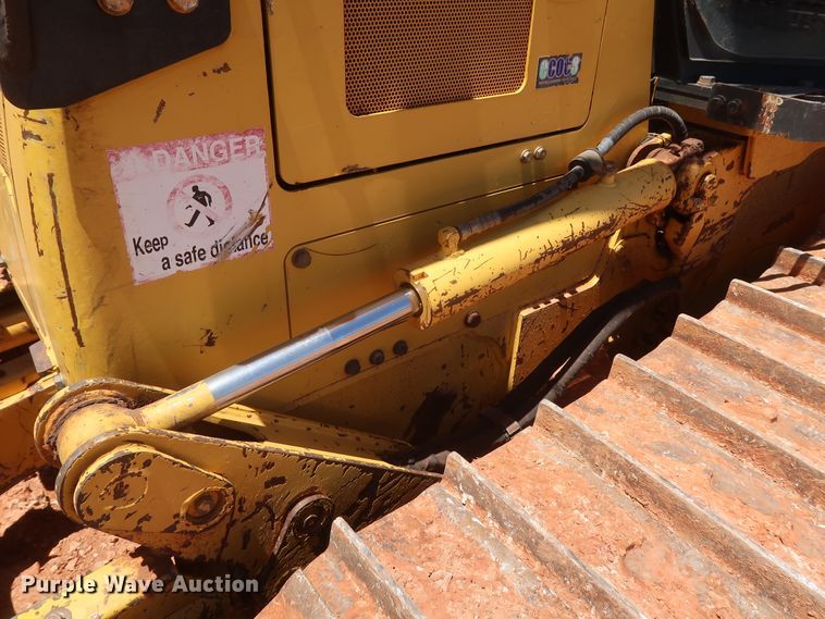 image for item DH0926 2010 Komatsu D39EX-22  dozer