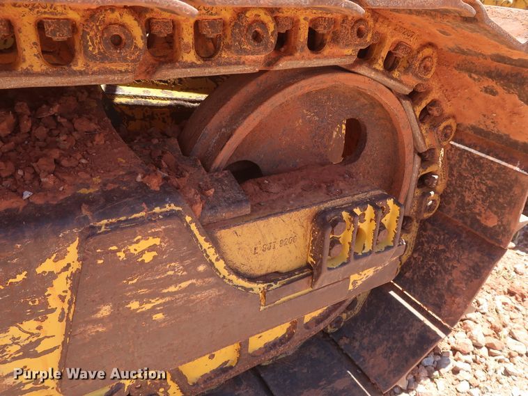 image for item DH0926 2010 Komatsu D39EX-22  dozer