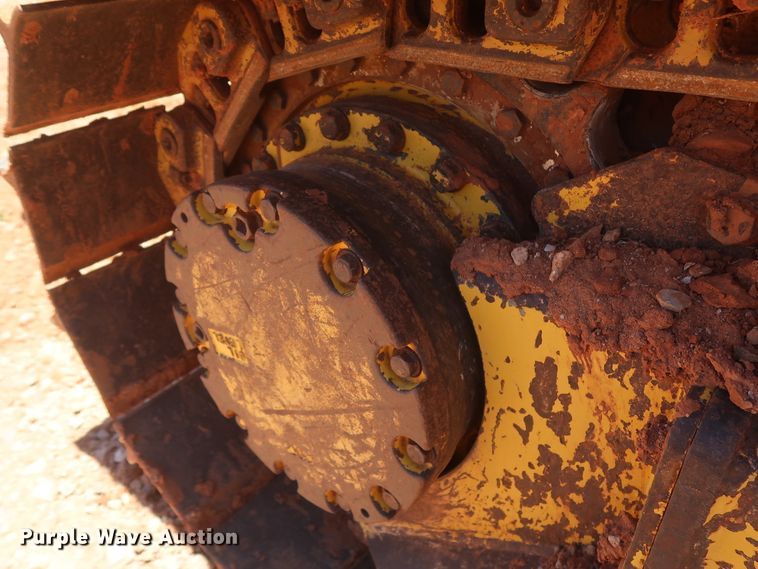 image for item DH0926 2010 Komatsu D39EX-22  dozer