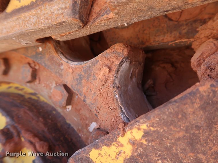 image for item DH0926 2010 Komatsu D39EX-22  dozer