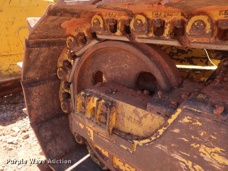 image for item DH0926 2010 Komatsu D39EX-22  dozer