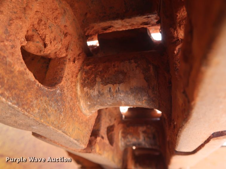 image for item DH0926 2010 Komatsu D39EX-22  dozer