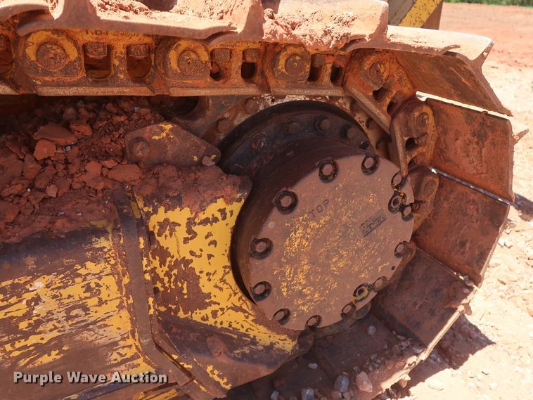 image for item DH0926 2010 Komatsu D39EX-22  dozer