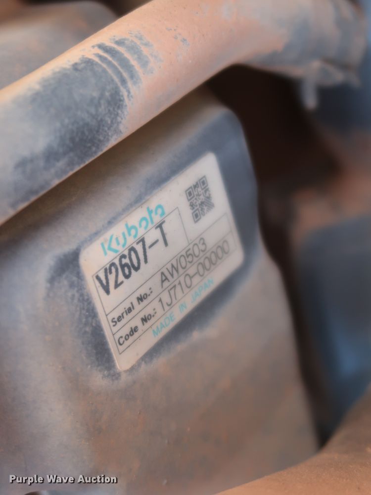 image for item DH0934 2011 Bobcat S205  skid steer loader