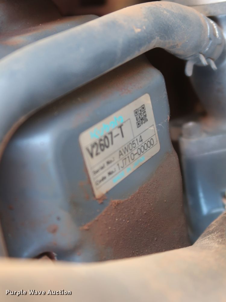 image for item DH0935 2011 Bobcat S205  skid steer loader