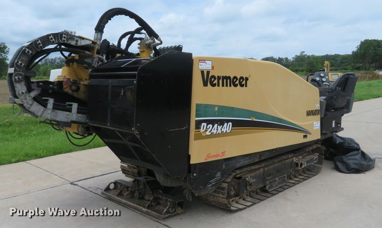 image for item DH1000 2013 Vermeer D24X40 Series II Navigator  directional boring unit