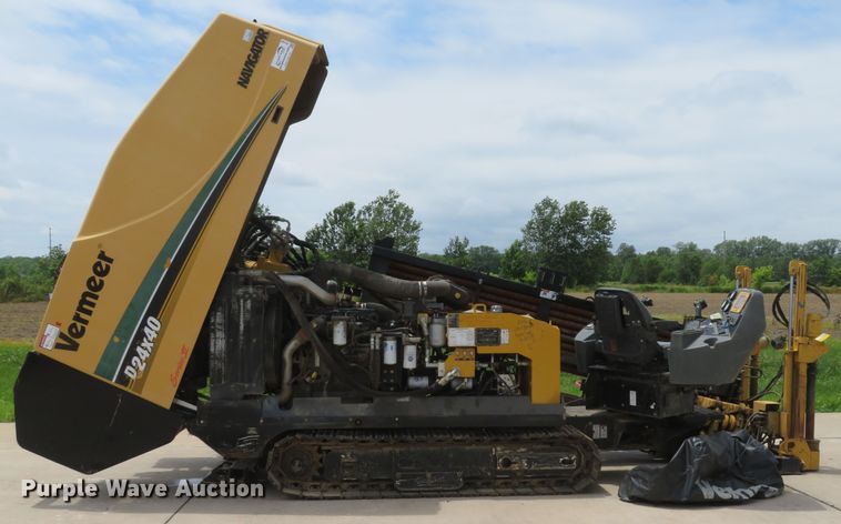 image for item DH1000 2013 Vermeer D24X40 Series II Navigator  directional boring unit