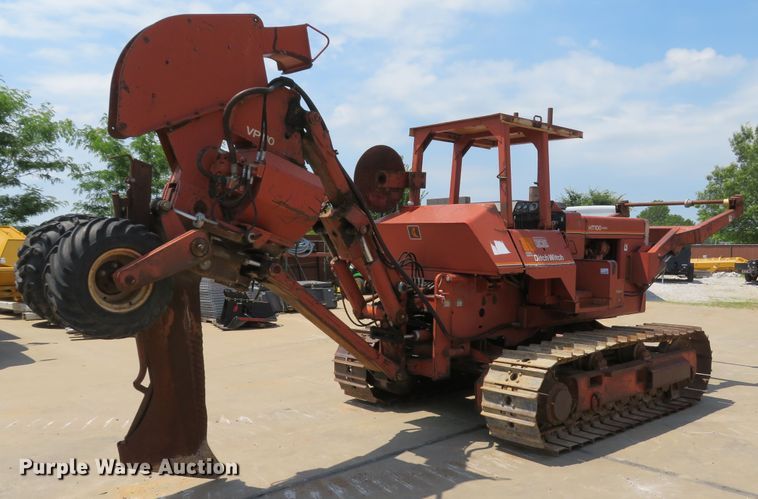 image for item DH1009 1993 Ditch Witch HT100  crawler cable plow