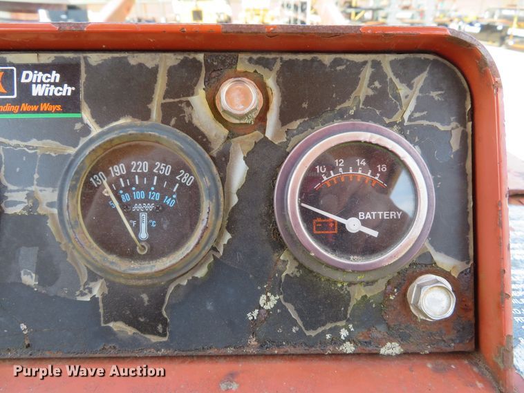 image for item DH1009 1993 Ditch Witch HT100  crawler cable plow