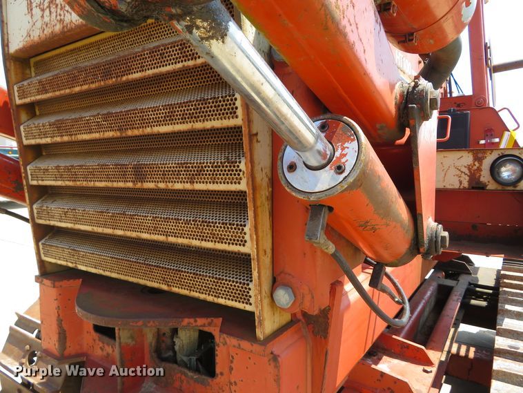 image for item DH1009 1993 Ditch Witch HT100  crawler cable plow