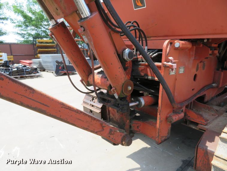 image for item DH1009 1993 Ditch Witch HT100  crawler cable plow