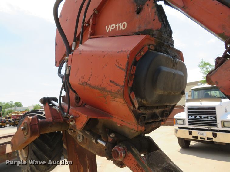 image for item DH1009 1993 Ditch Witch HT100  crawler cable plow