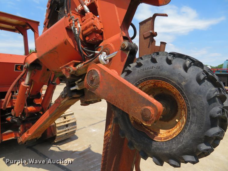 image for item DH1009 1993 Ditch Witch HT100  crawler cable plow