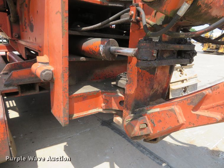 image for item DH1009 1993 Ditch Witch HT100  crawler cable plow