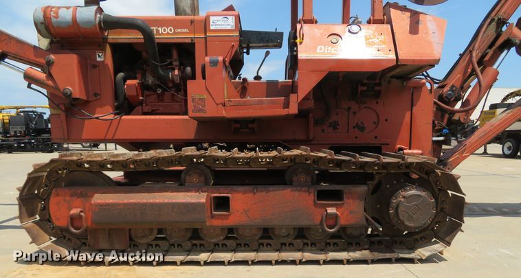 image for item DH1009 1993 Ditch Witch HT100  crawler cable plow