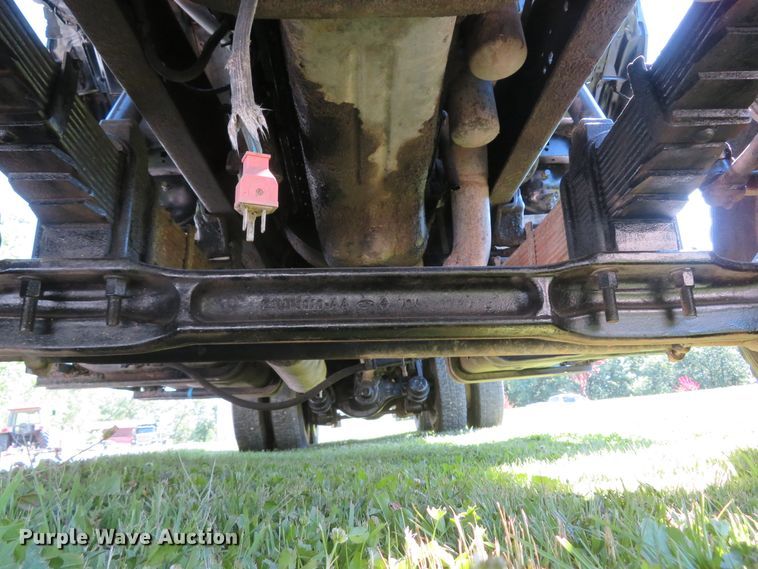 image for item DH1032 1991 Ford L8000  dump truck