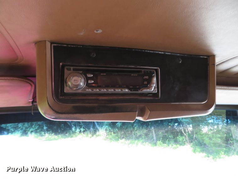 image for item DH1033 1994 Ford L8000  dump truck