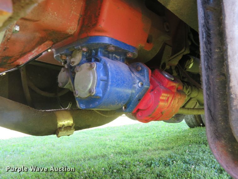 image for item DH1033 1994 Ford L8000  dump truck