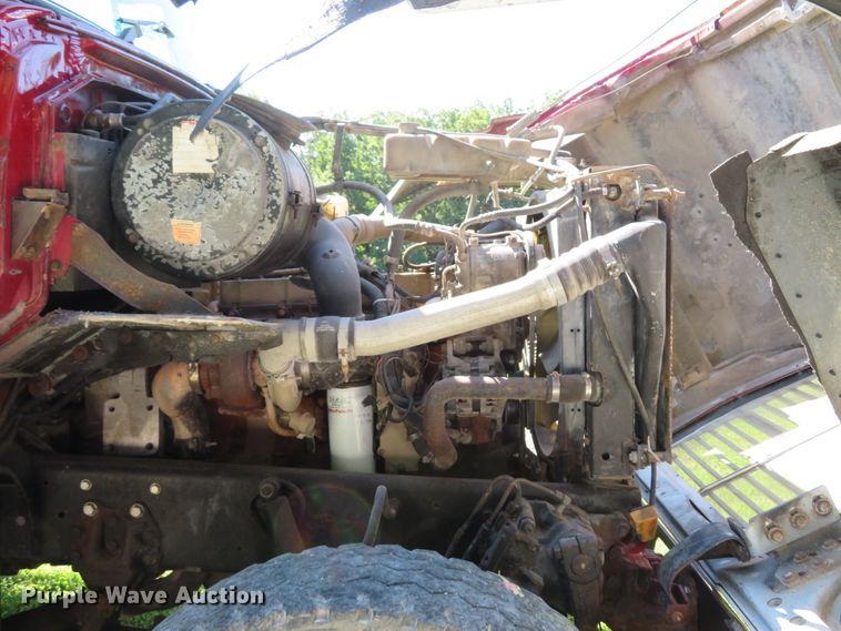 image for item DH1033 1994 Ford L8000  dump truck