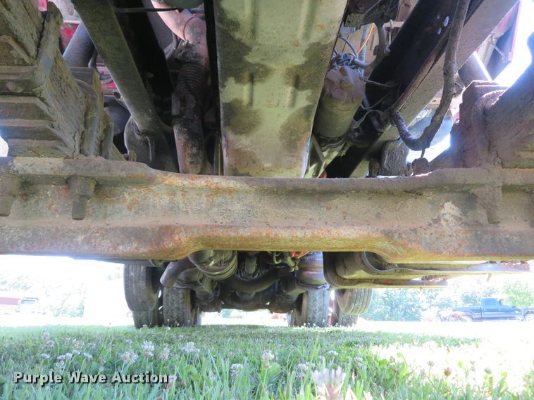 image for item DH1033 1994 Ford L8000  dump truck