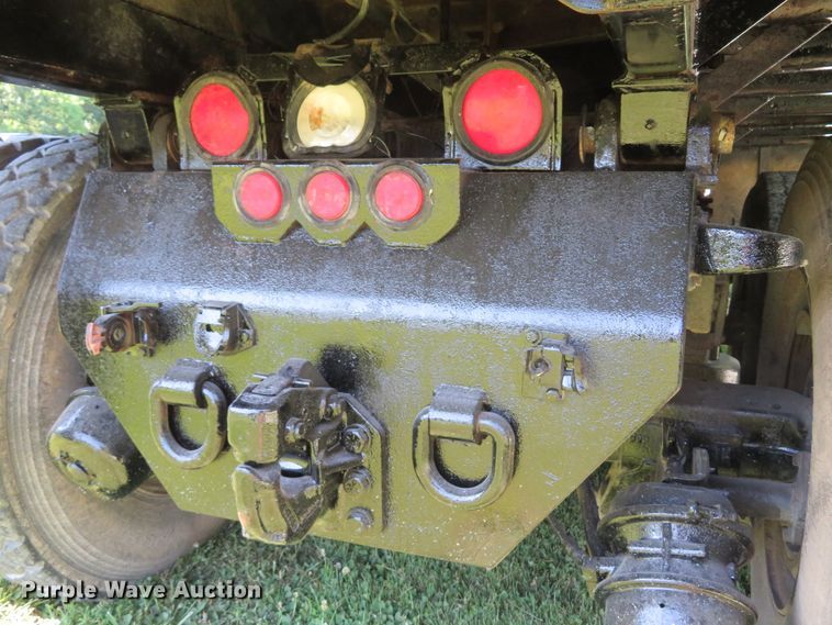 image for item DH1033 1994 Ford L8000  dump truck