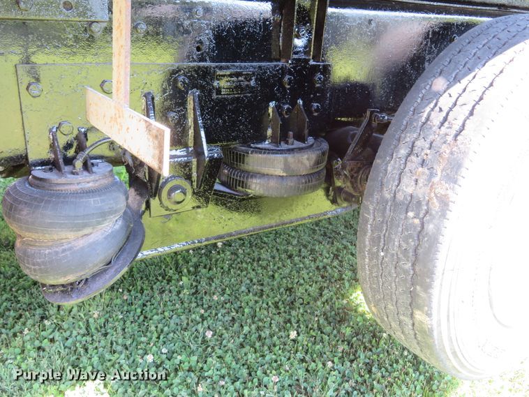 image for item DH1033 1994 Ford L8000  dump truck