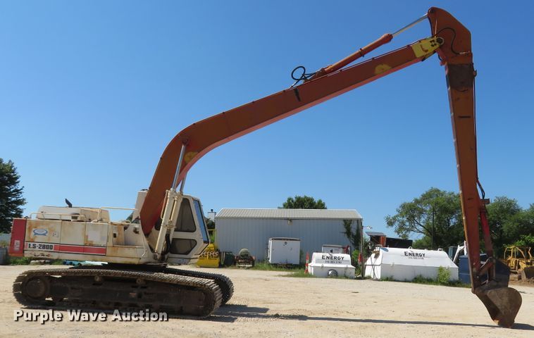 image for item DH1034 Link Belt LS-2800C II  long reach excavator
