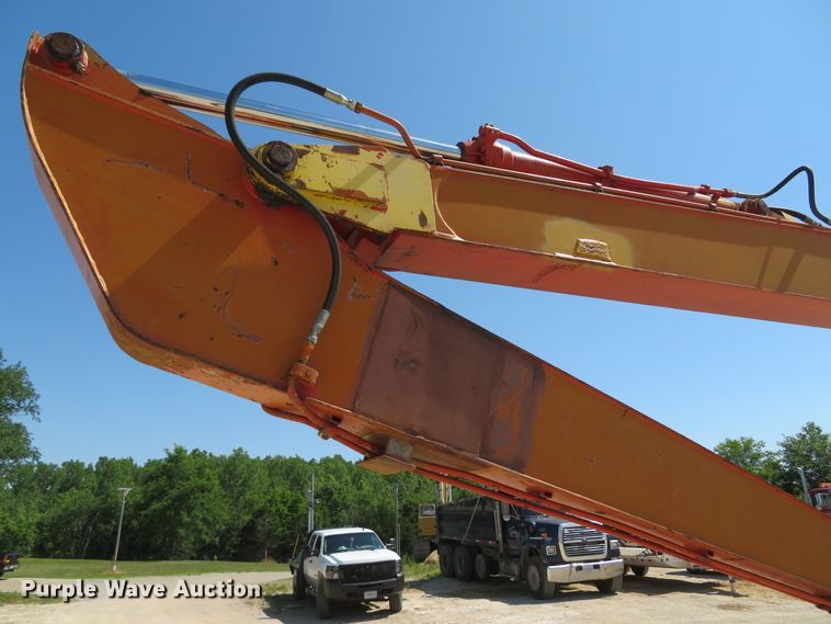 image for item DH1034 Link Belt LS-2800C II  long reach excavator