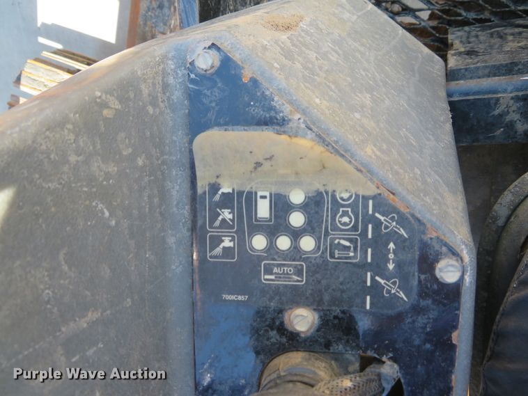 image for item DH1048 2006 Vermeer D24X40 Series II Navigator  directional boring unit