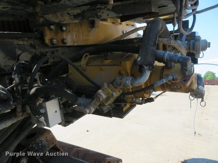 image for item DH1048 2006 Vermeer D24X40 Series II Navigator  directional boring unit