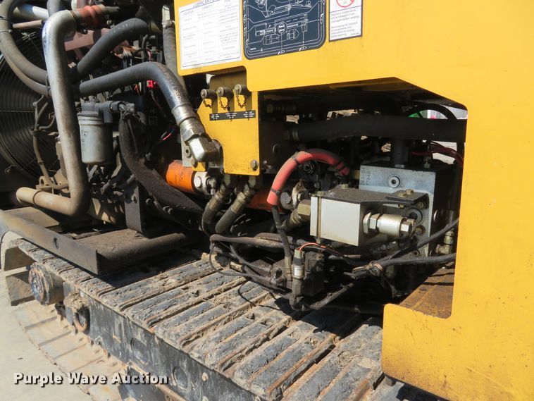 image for item DH1048 2006 Vermeer D24X40 Series II Navigator  directional boring unit